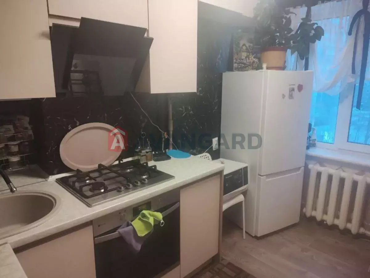 1 ��. ��������, 52/-/5 ��. �., 7/9 ������ ���� 2