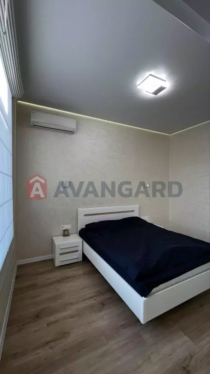 1 ��. ��������, 50/14/14 ��. �., 10/10 ������ ���� 9