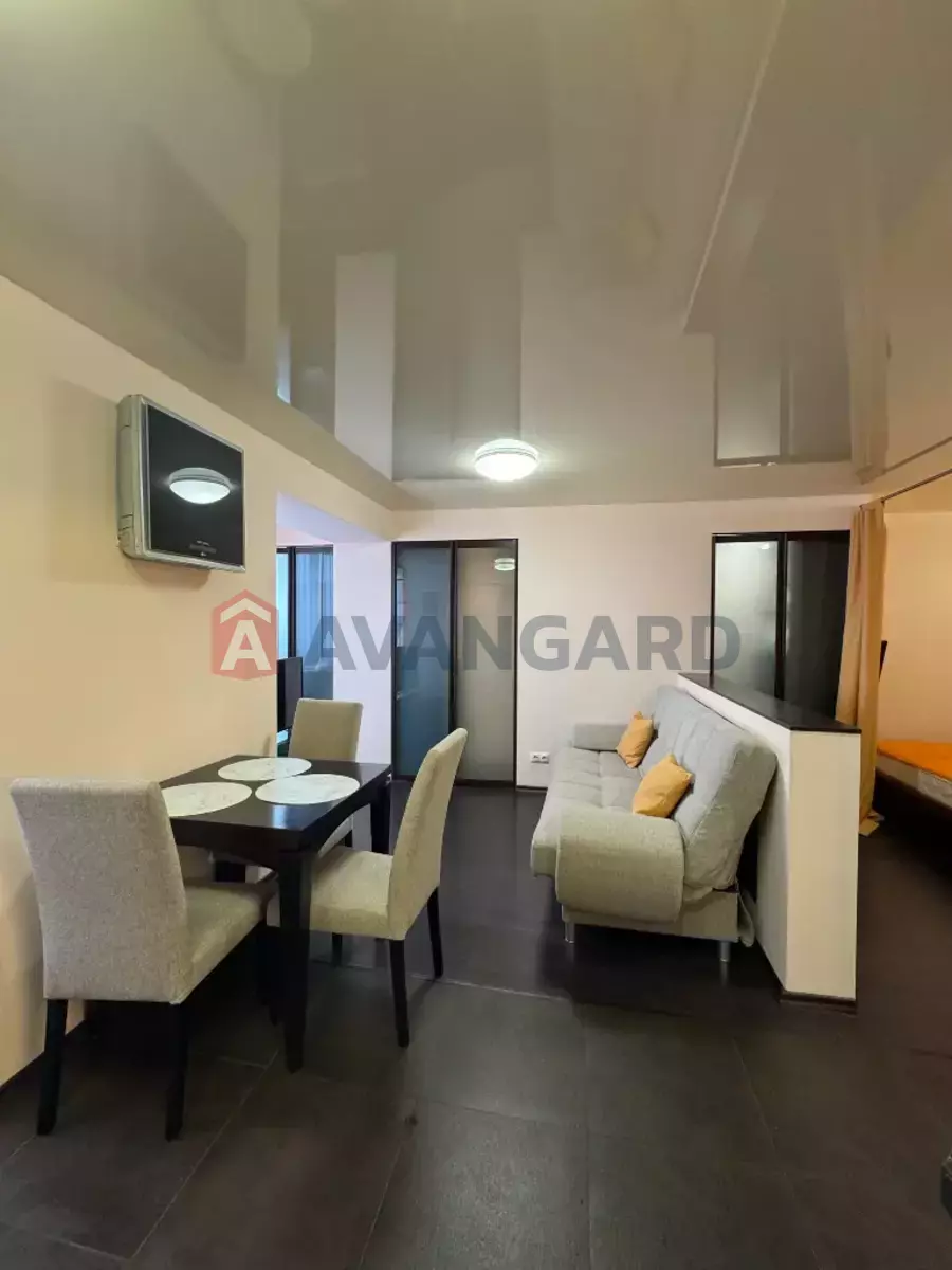 1 ��. ��������, 40/17/14 ��. �., 8/12 ������ ���� 6