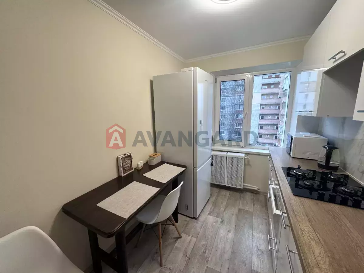 2 ��. ��������, 47/-/8 ��. �., 9/9 ������ ���� 3