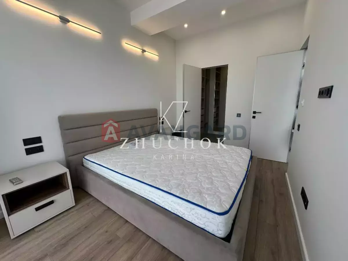 4 ��. ��������, 140/110/15 ��. �., 8/14 ������ ���� 6