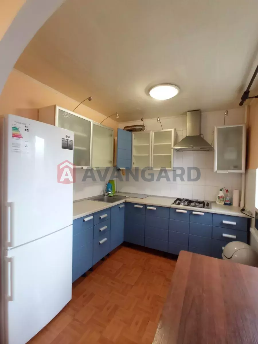 3 ��. ��������, 58/-/10 ��. �., 3/5 ������ ���� 1