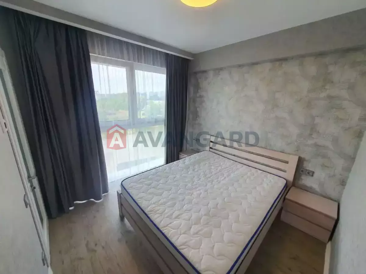 2 ��. ��������, 40/-/- ��. �., 6/10 ������ ���� 4