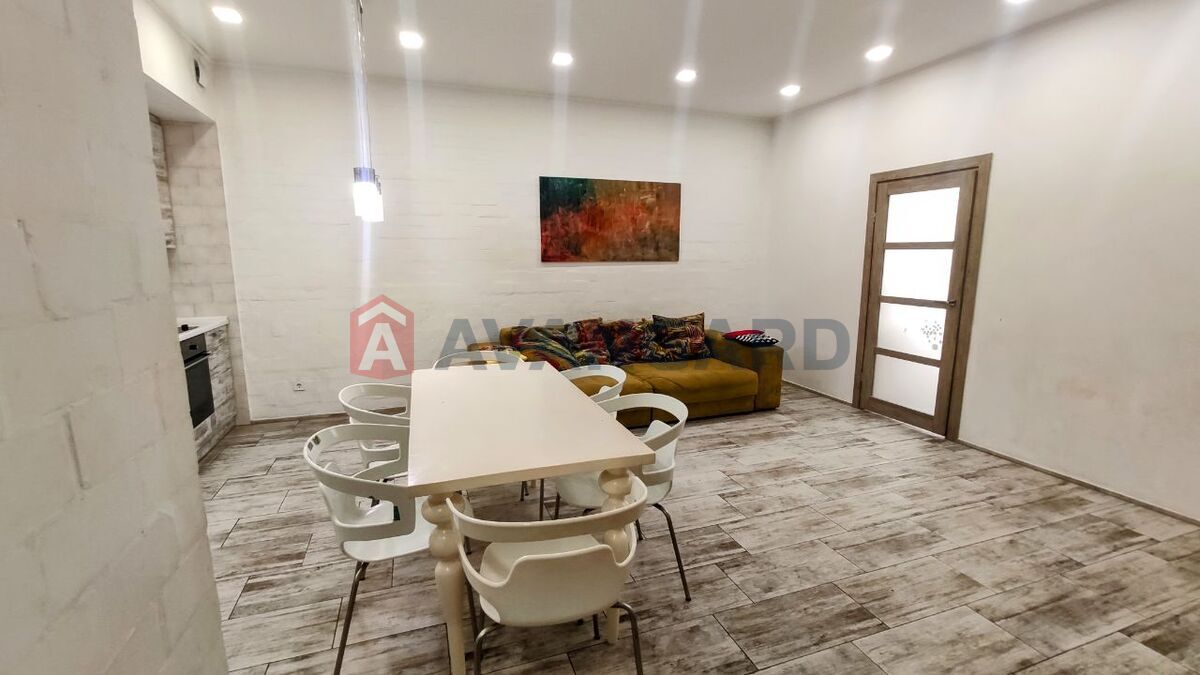 2 ����. ��������, 65/-/30 ��. �., 2/18 ���� ���� 4