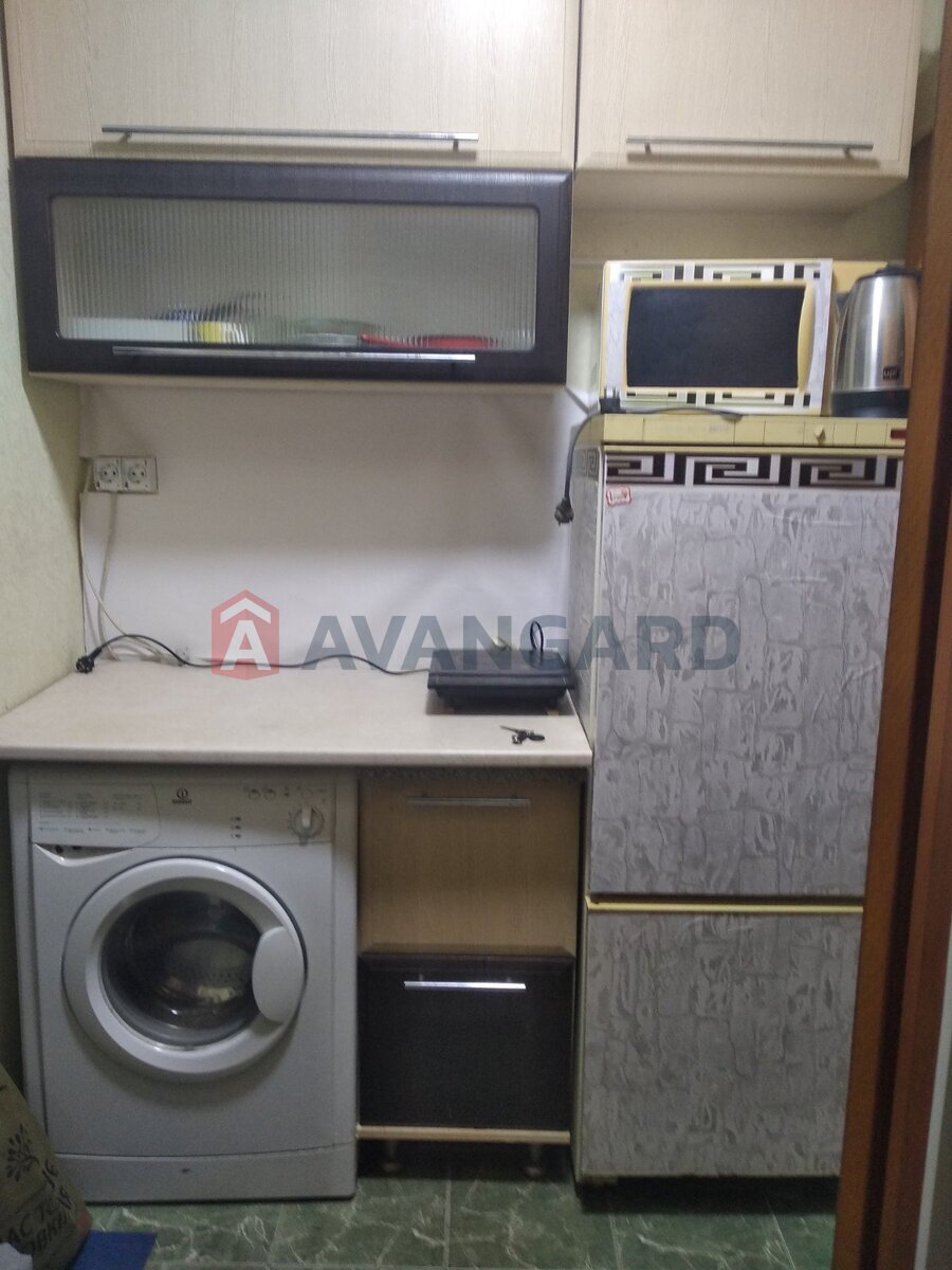 1 ����. ��������, 17/-/- ��. �., 6/9 ���� ���� 12