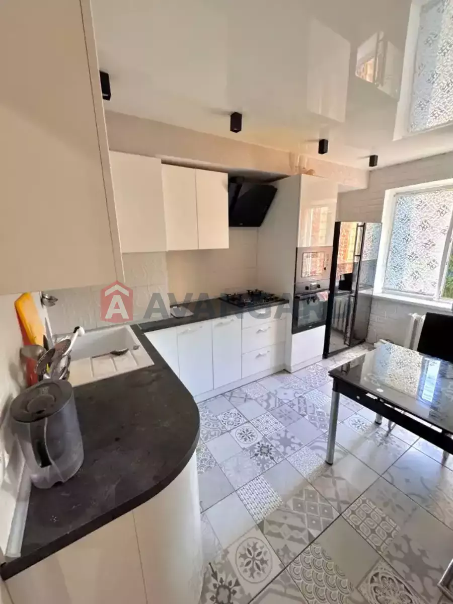 2 ����. ��������, 67/-/9 ��. �., 6/9 ���� ���� 3