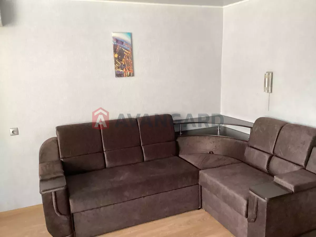 2 ��. ��������, 51/-/9 ��. �., 8/9 ������ ���� 2