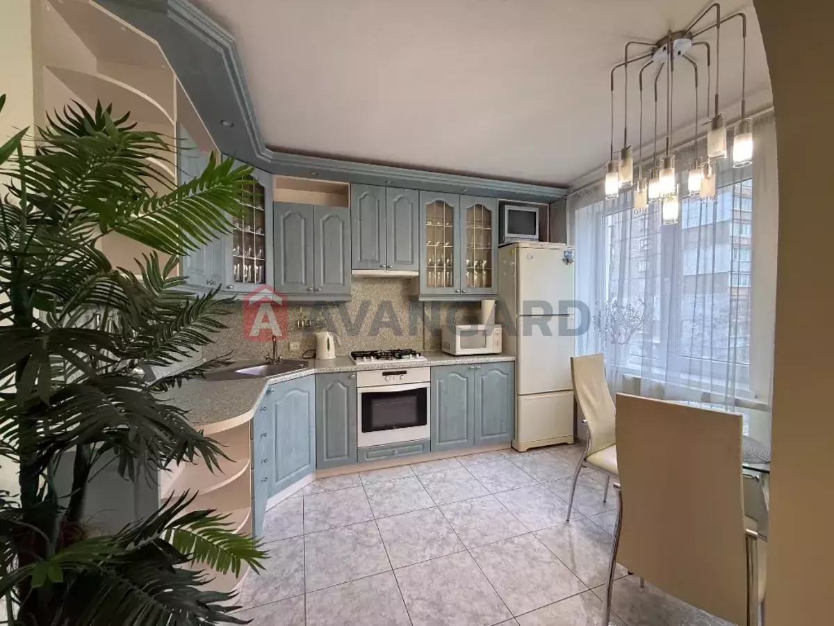 3 ��. ��������, 72/40/9 ��. �., 3/9 ������ ���� 26