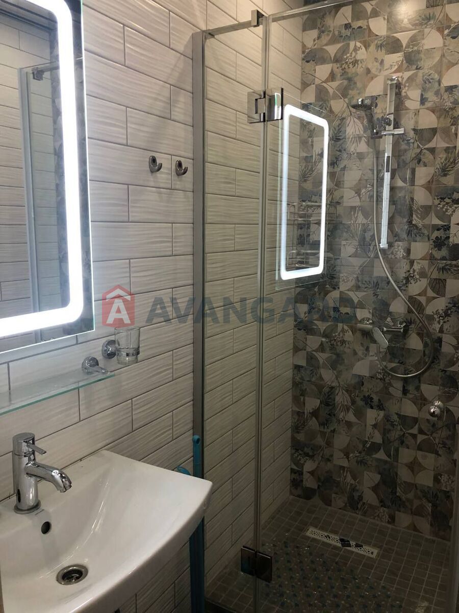 1 ��. ��������, 32/-/- ��. �., 1/2 ������ ���� 3