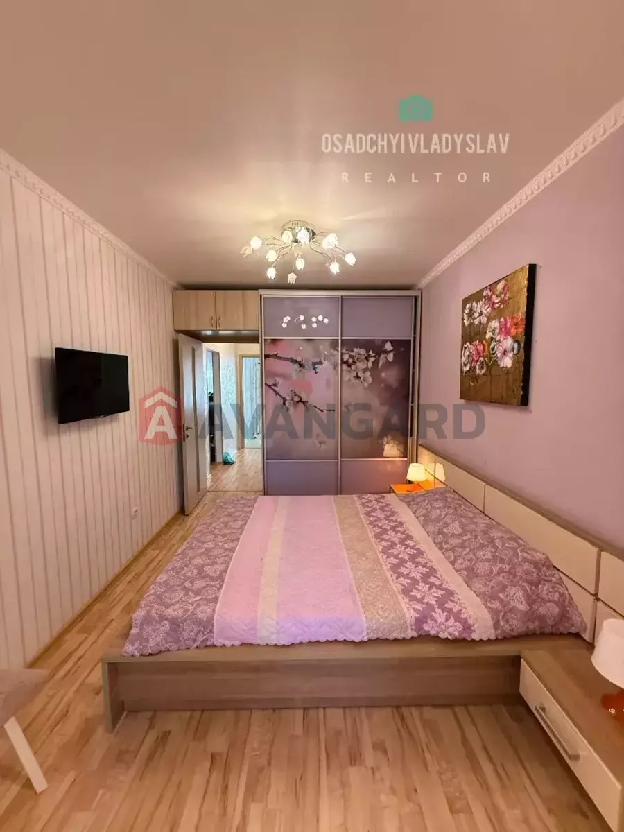 3 ��. ��������, 65/-/- ��. �., 4/9 ������ ���� 5