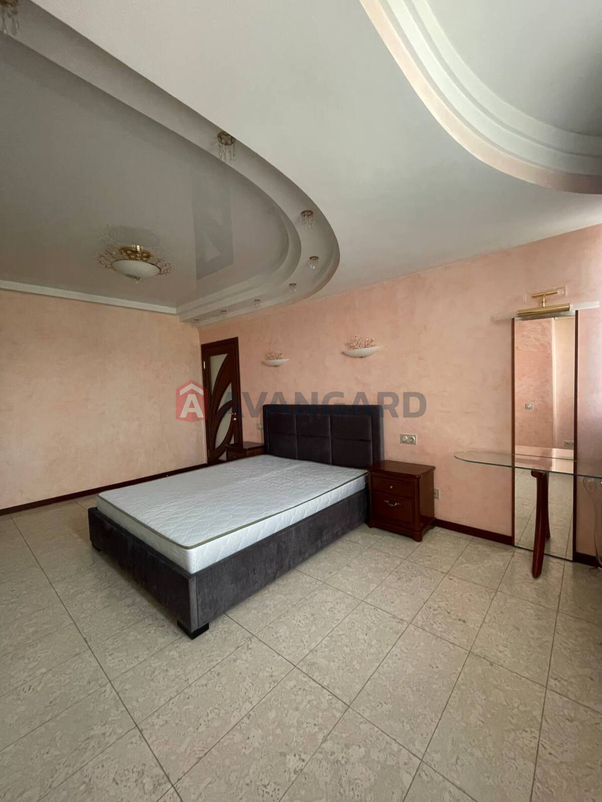 4 кім. квартира, 162/100/20 кв. м., 10/10 поверх фото 16 4 кім. квартира, 162/100/20 кв. м., 10/10 поверх фото 16