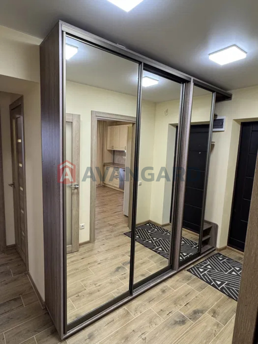 1 ����. ��������, 61/-/12 ��. �., 9/10 ���� ���� 14