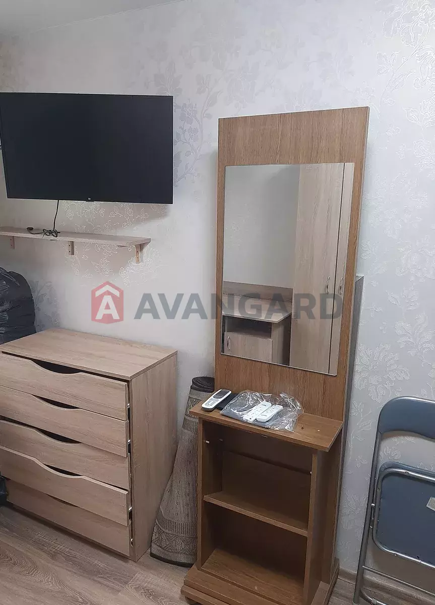 1 ����. ��������, 12/-/6 ��. �., 3/5 ���� ���� 14