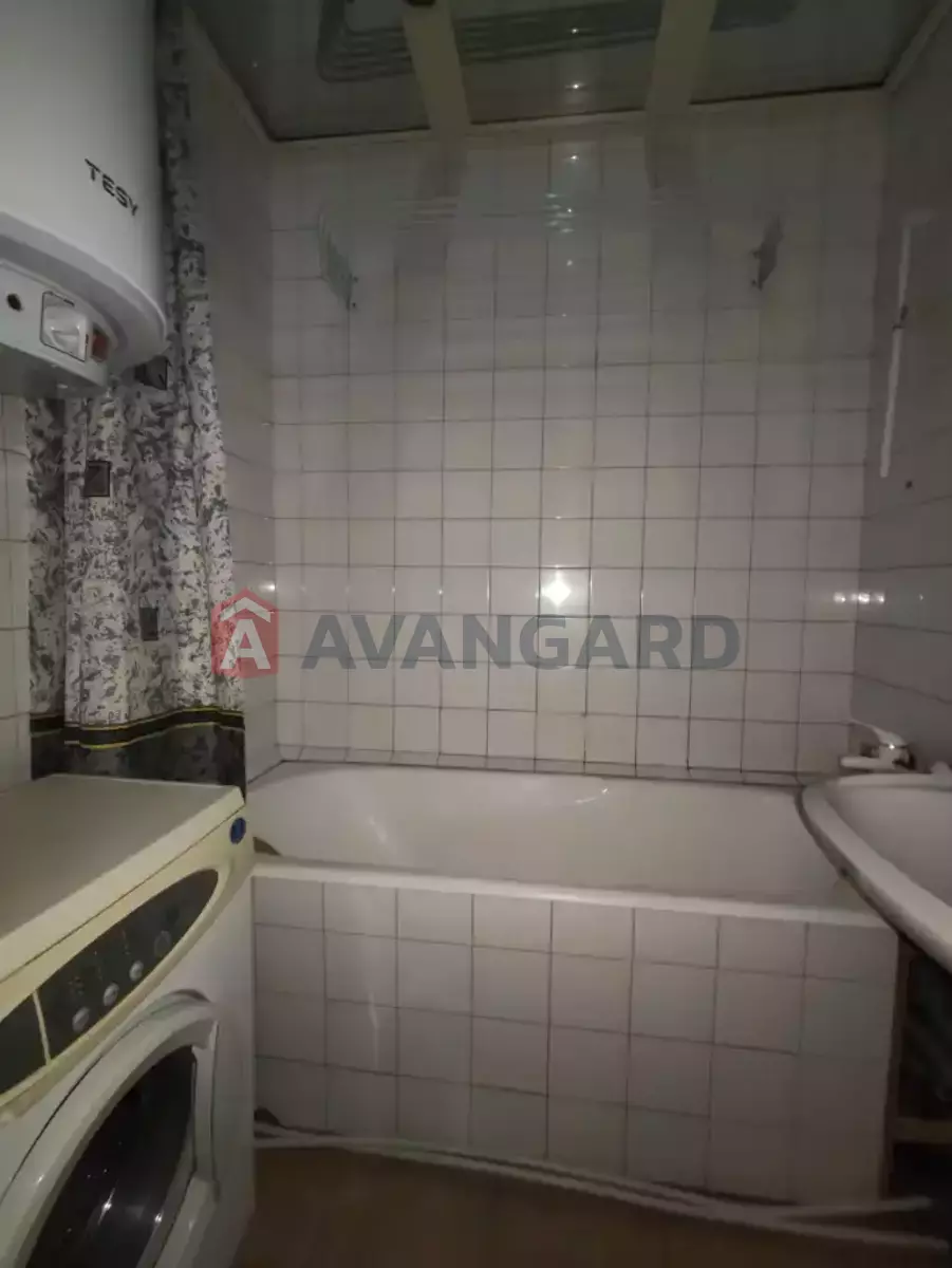 2 ����. ��������, 43/28/10 ��. �., 9/9 ���� ���� 8