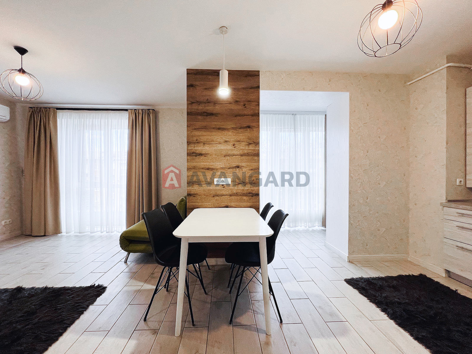 1 ����. ��������, 44/-/- ��. �., 4/10 ���� ���� 8