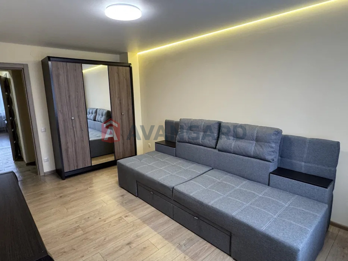 1 ����. ��������, 61/-/12 ��. �., 9/10 ���� ���� 2