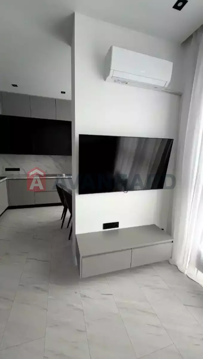 2 ����. ��������, 50/-/10 ��. �., 19/24 ���� ���� 4