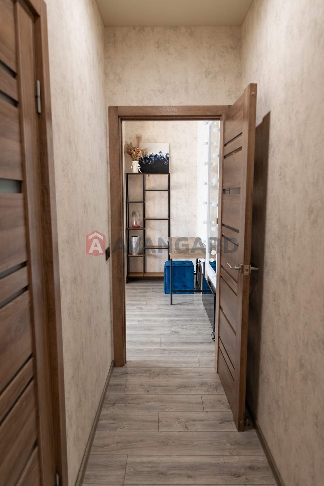 1 ��. ��������, 45/-/- ��. �., 8/22 ������ ���� 13