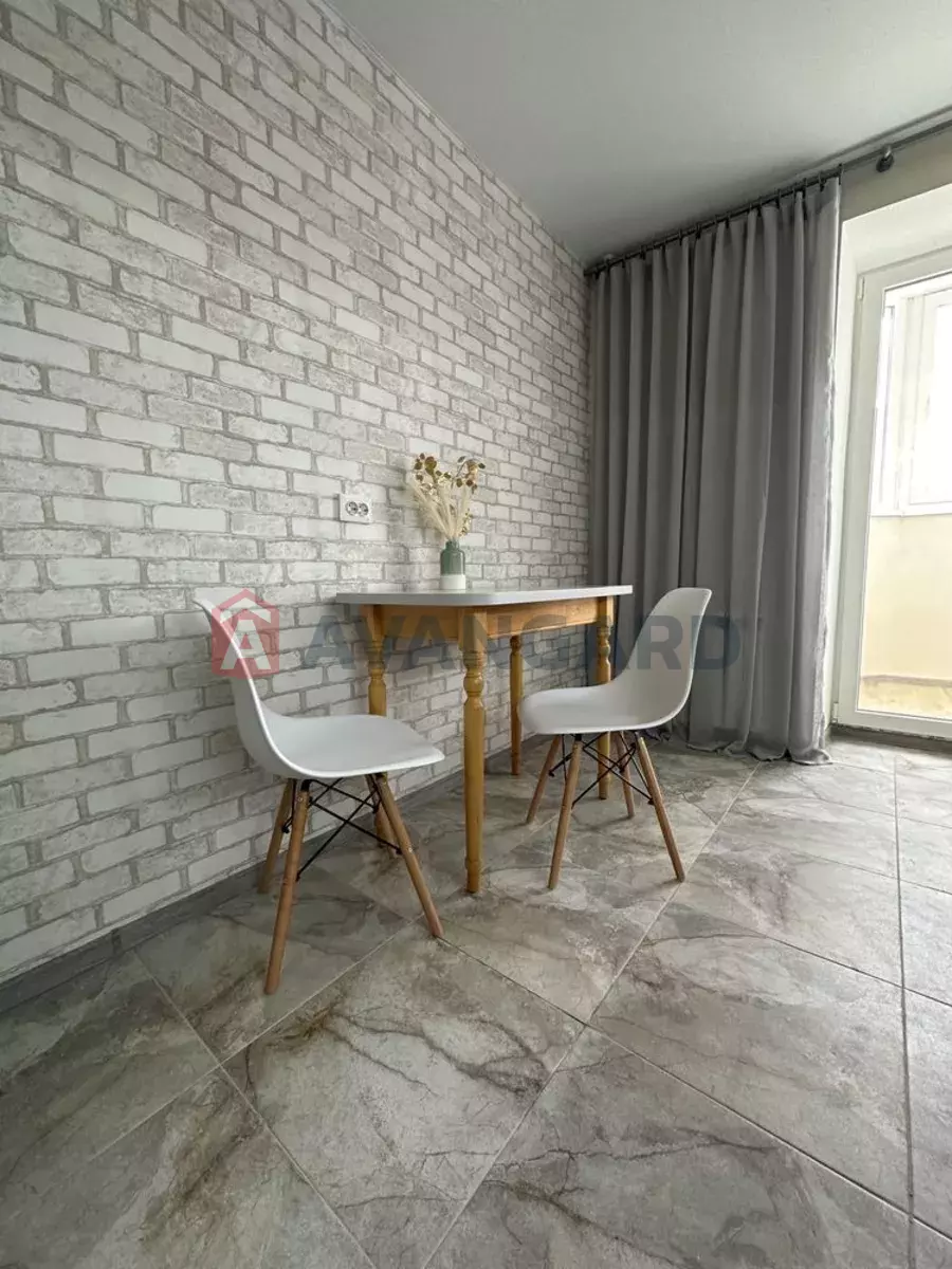 1 ��. ��������, 40/-/8 ��. �., 12/14 ������ ���� 3