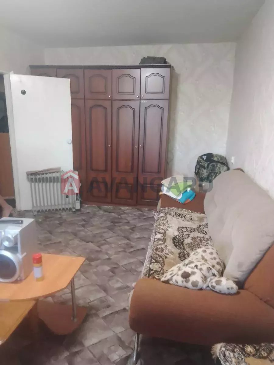 1 ��. ��������, 34/-/9 ��. �., 2/9 ������ ���� 4