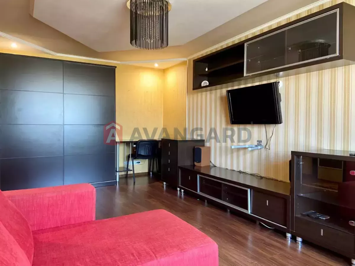 1 ����. ��������, 32/-/- ��. �., 9/9 ���� ���� 1