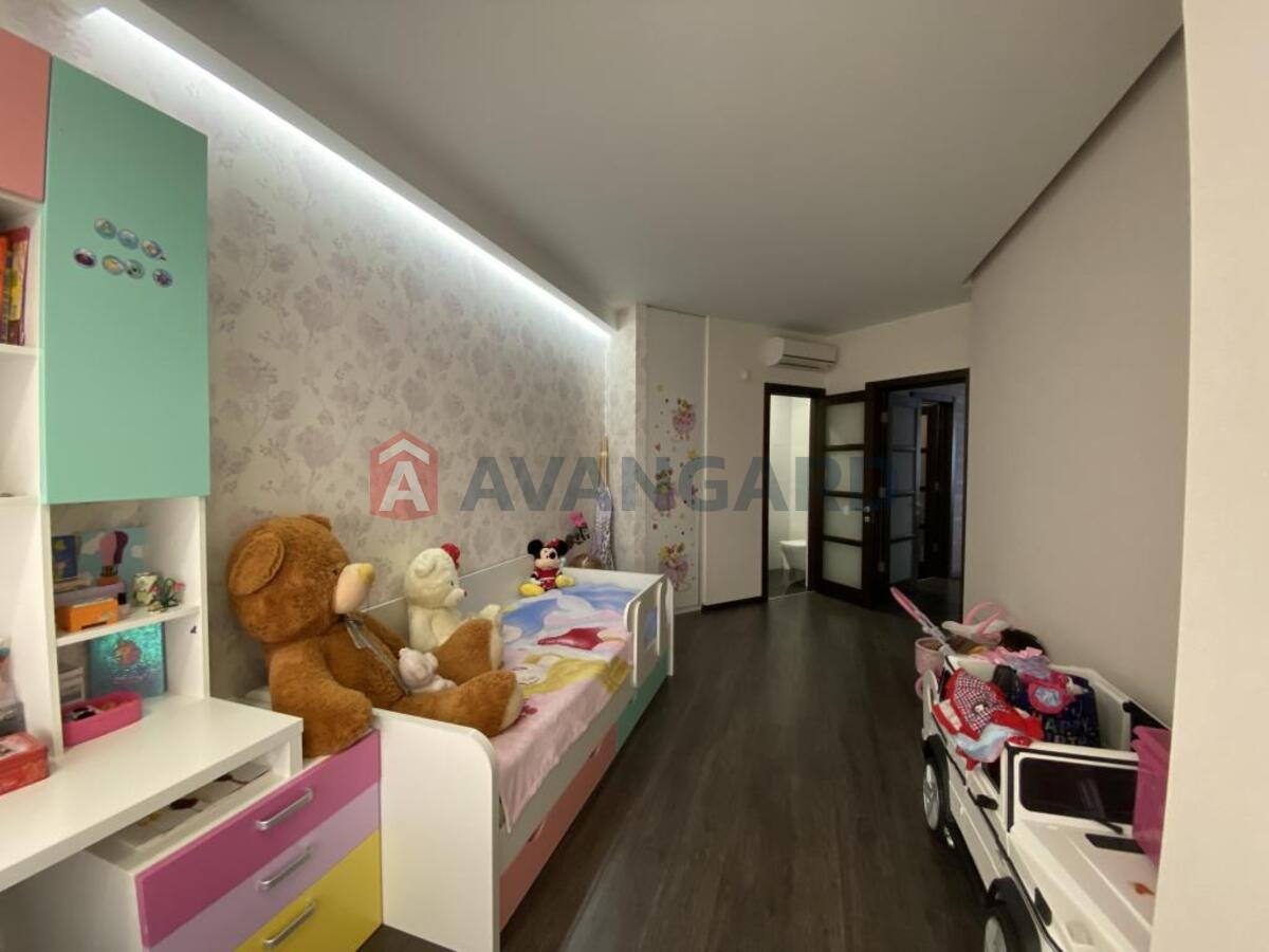 4 ��. ��������, 160/-/25 ��. �., 8/12 ������ ���� 11