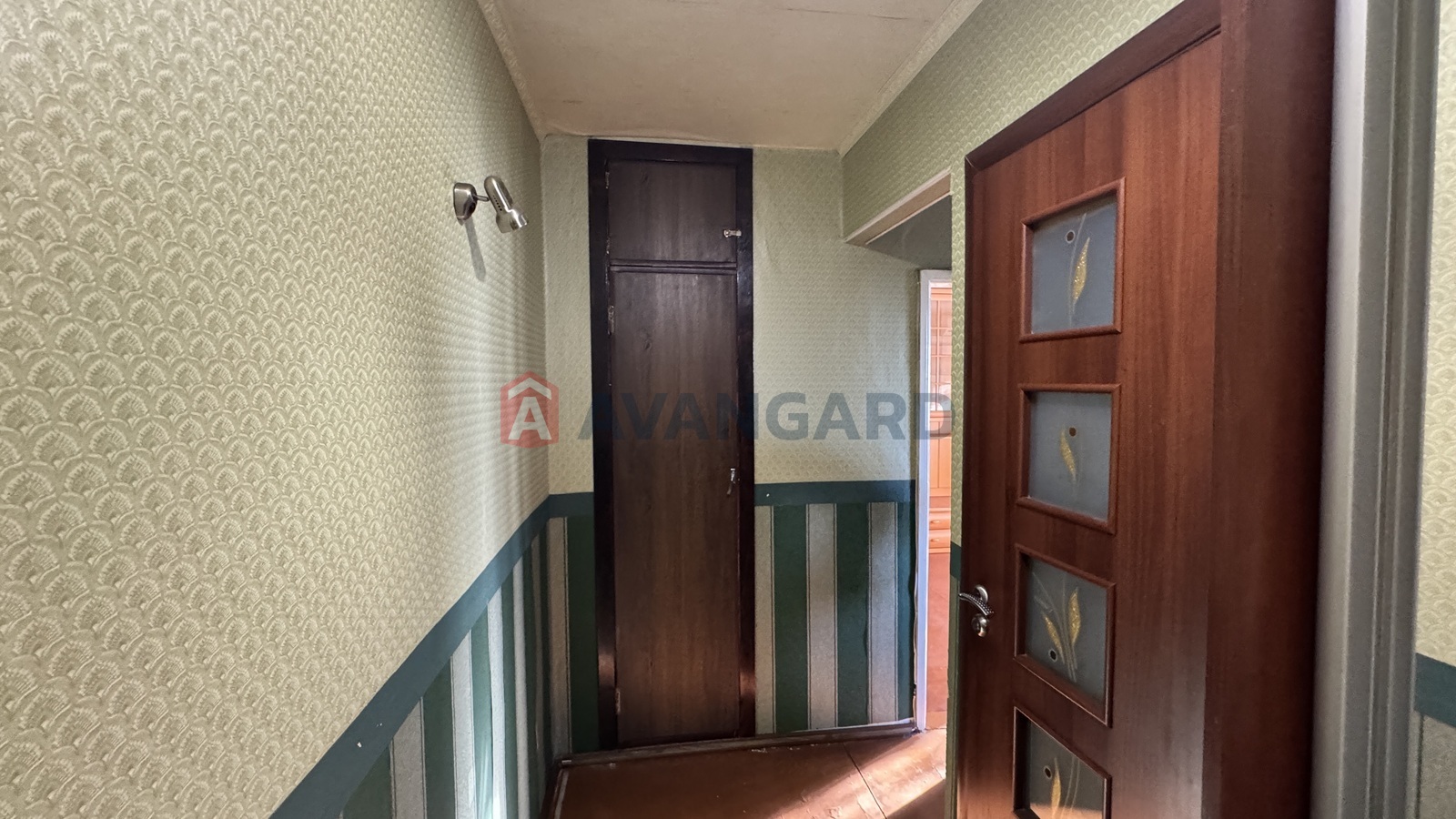 1 ��. ��������, 33/6/18 ��. �., 5/5 ������ ���� 10