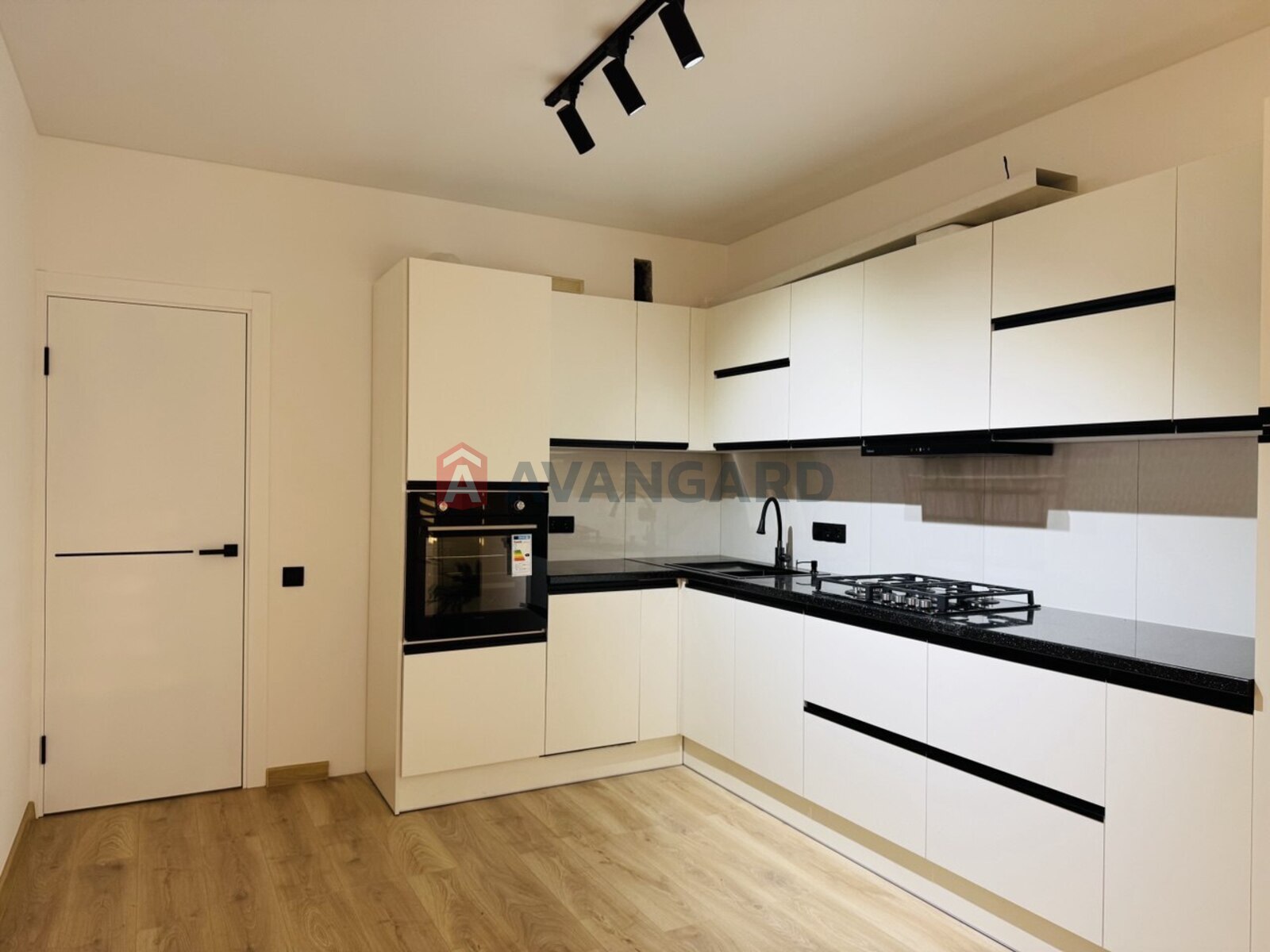 1 ��. ��������, 48/-/14 ��. �., 9/17 ������ ���� 1