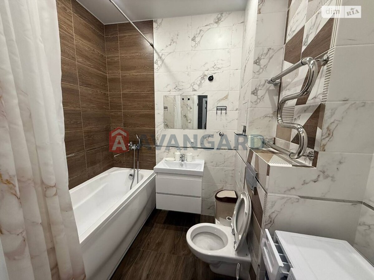 2 ����. ��������, 50/-/- ��. �., 2/3 ���� ���� 1