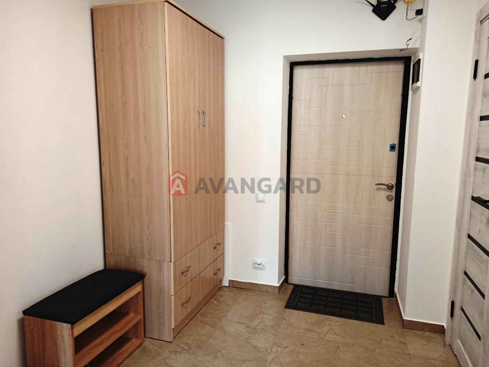 1 ����. ��������, 38/17/9 ��. �., 6/9 ���� ���� 10