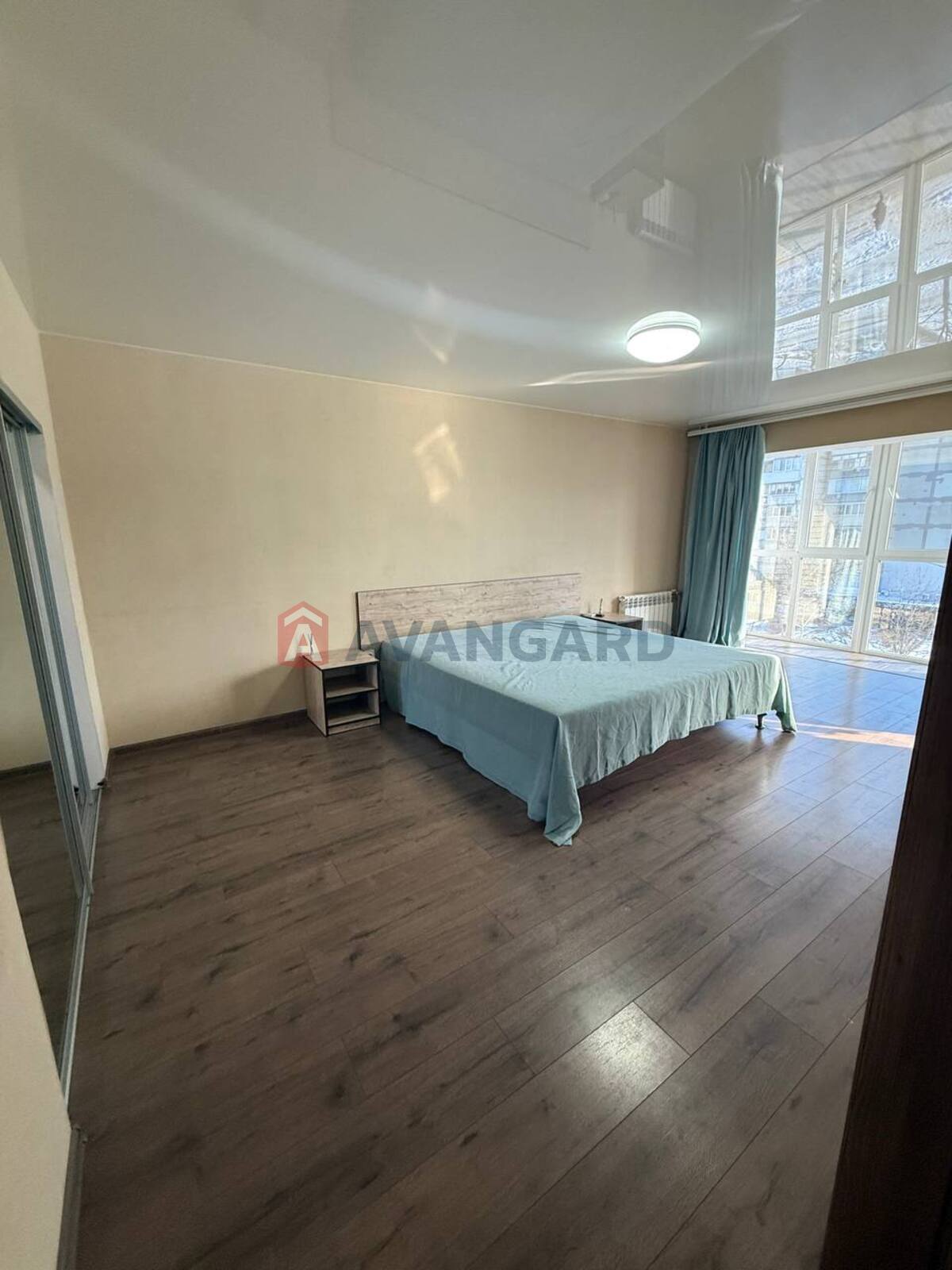 1 ����. ��������, 40/20/7 ��. �., 5/9 ���� ���� 6