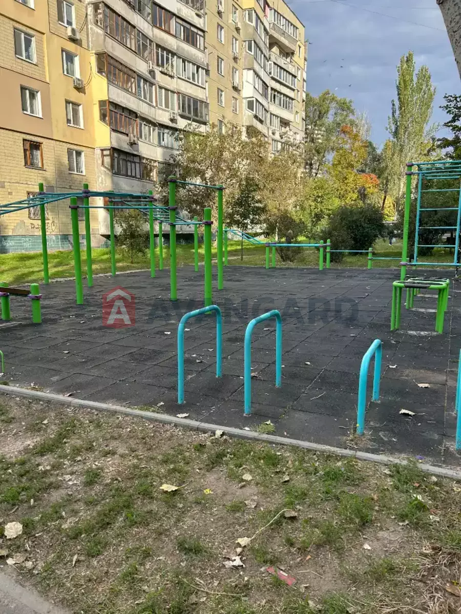 2 ��. ��������, 46/-/- ��. �., 7/9 ������ ���� 10