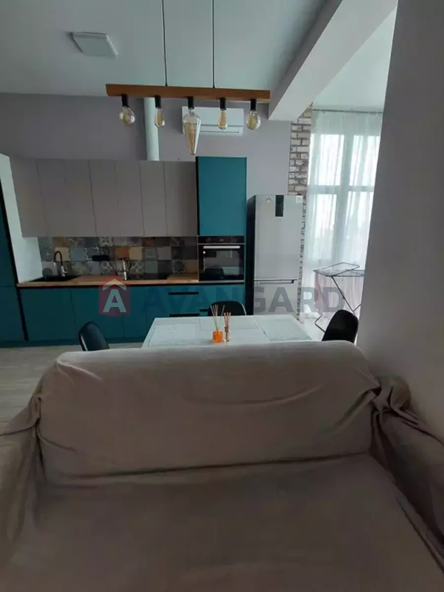 1 ��. ��������, 43/-/20 ��. �., 10/15 ������ ���� 2