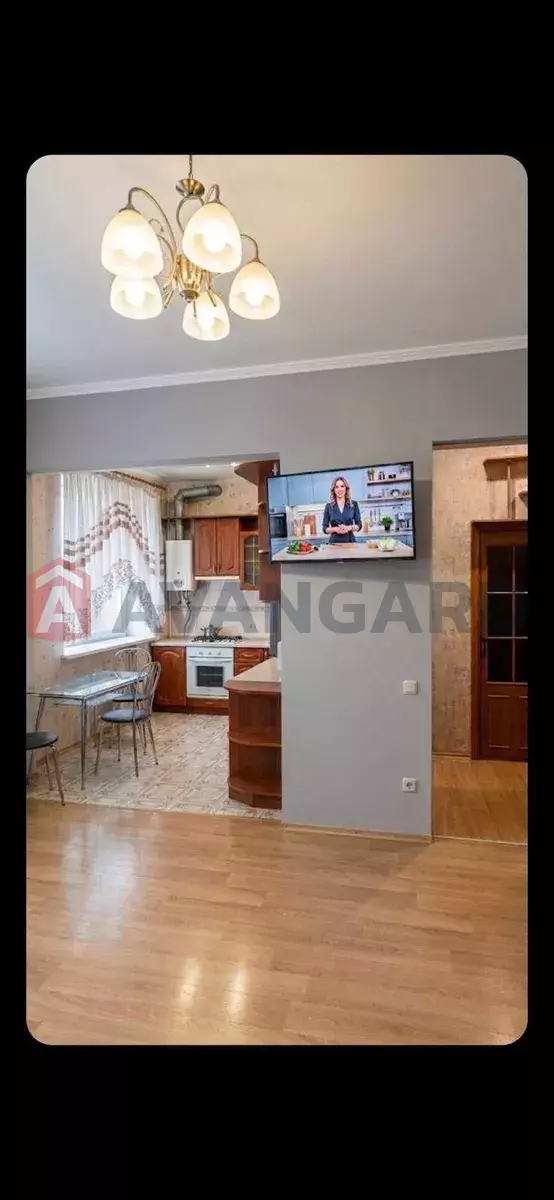 1 ��. ��������, 40/-/14 ��. �., 3/5 ������ ���� 6