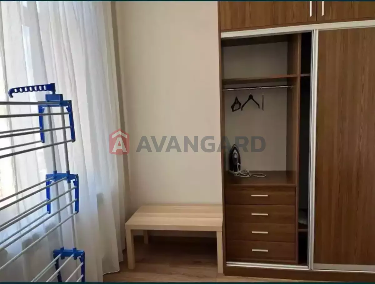 3 ����. ��������, 65/-/- ��. �., 5/9 ���� ���� 9