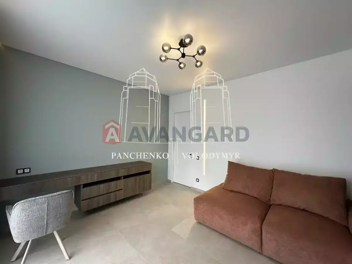 3 ��. ��������, 115/-/25 ��. �., 5/14 ������ ���� 11