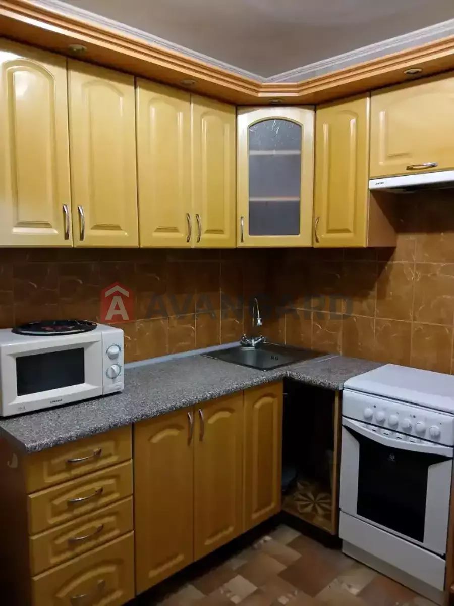 1 . , 40/-/- . ., 10/12   1