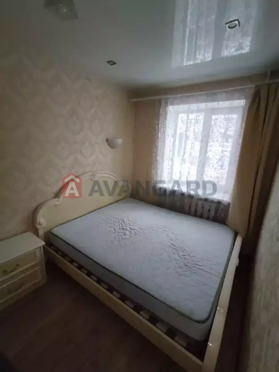 2 ����. ��������, 41/24/7 ��. �., 2/5 ���� ���� 12