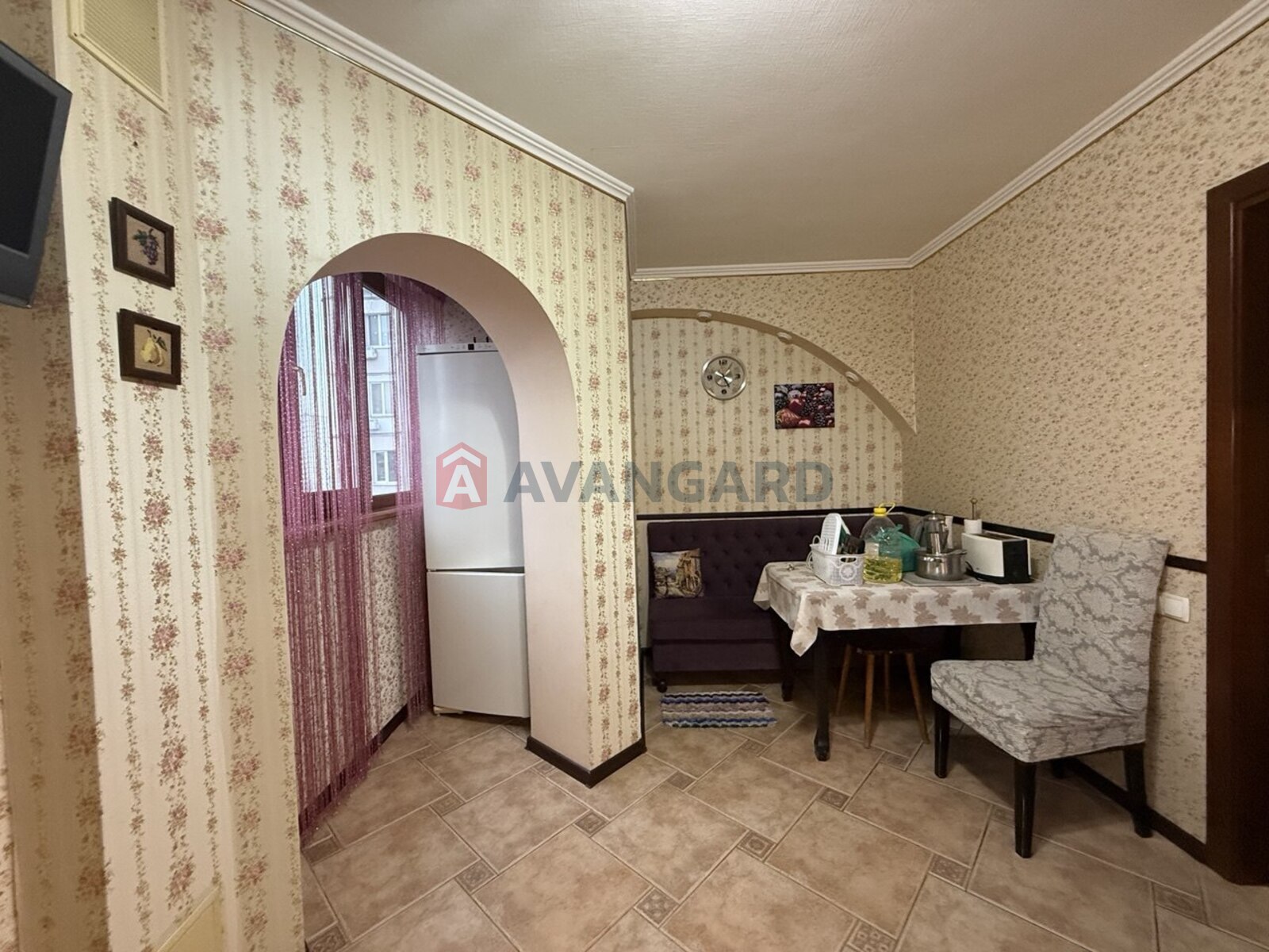 3 ����. ��������, 68/-/12 ��. �., 7/16 ���� ���� 4