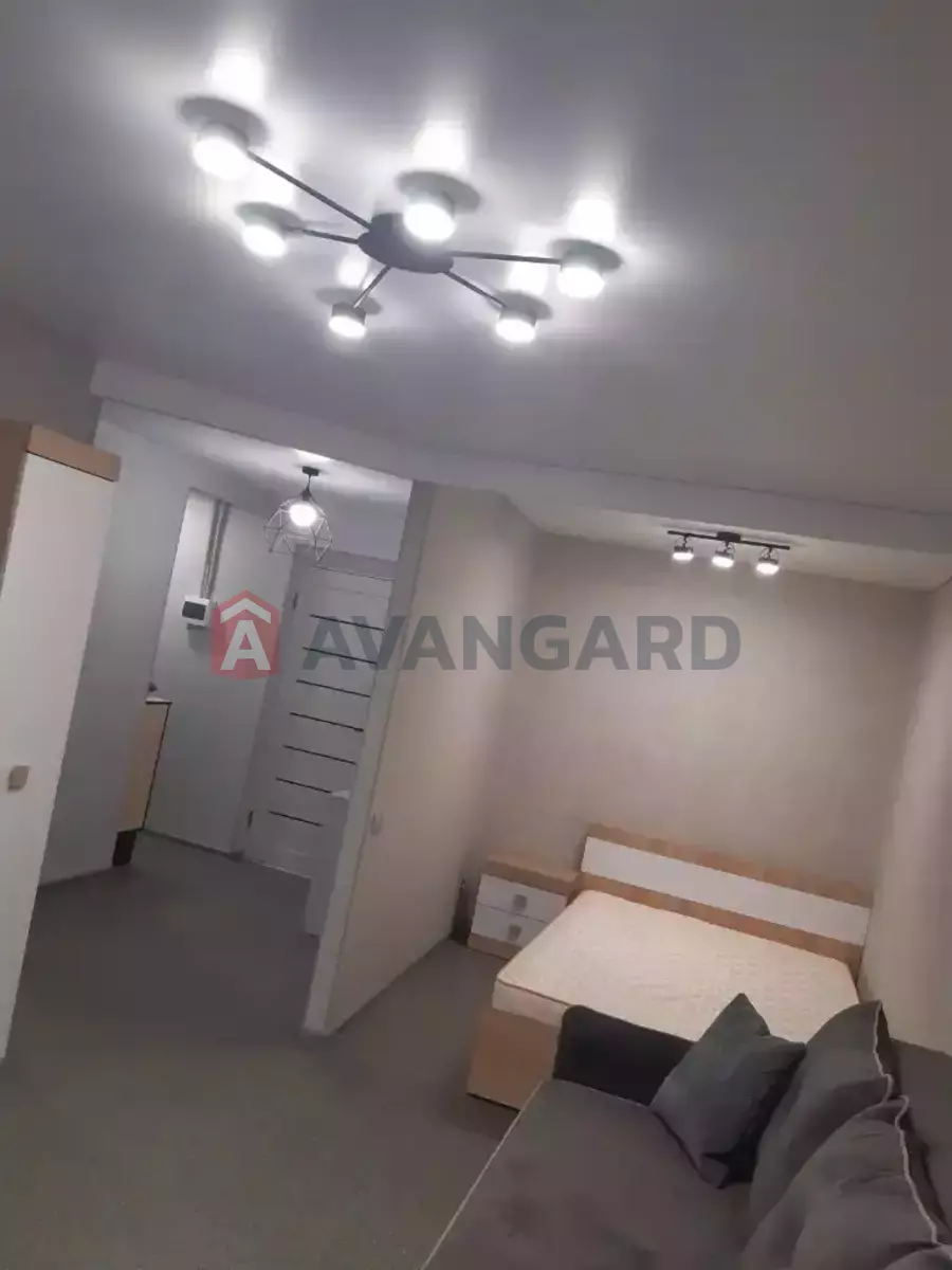 1 ����. ��������, 40/19/8 ��. �., 9/16 ���� ���� 4