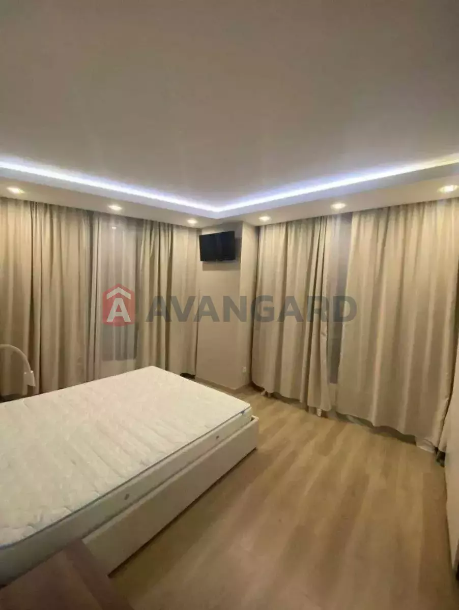 3 ��. ��������, 82/-/- ��. �., 17/24 ������ ���� 6