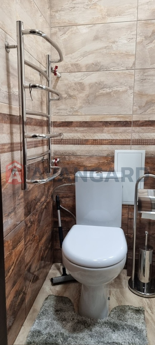 1 ��. ��������, 30/-/- ��. �., 5/5 ������ ���� 8