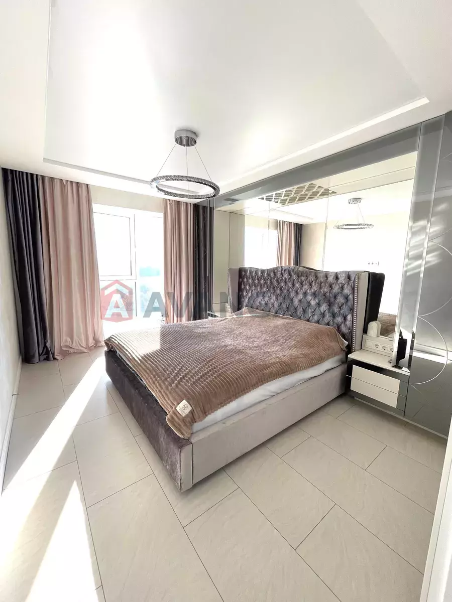 3 ��. ��������, 86/-/10 ��. �., 12/12 ������ ���� 1