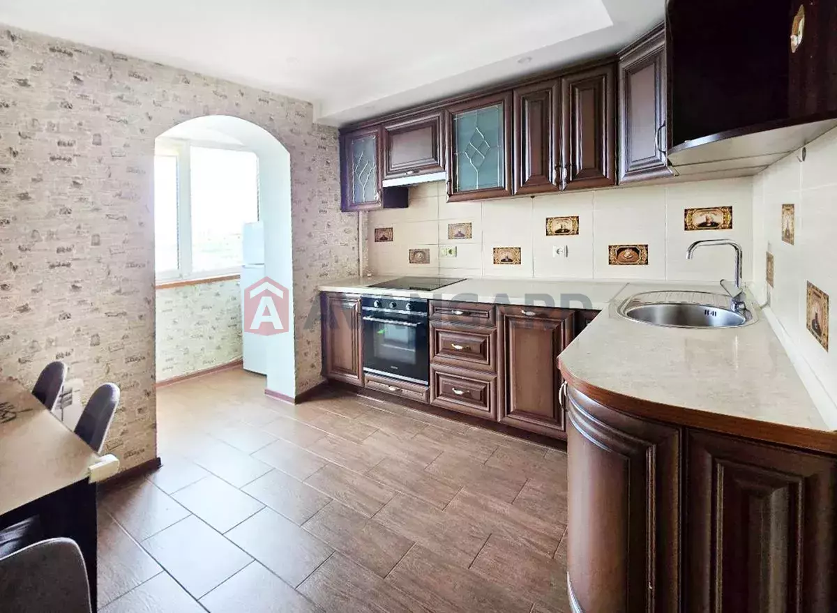 1 ��. ��������, 38/17/12 ��. �., 15/16 ������ ���� 2