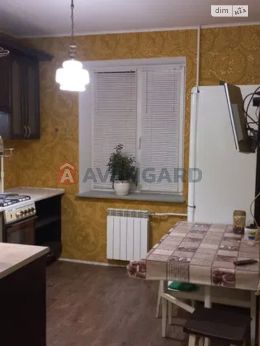 2 ��. ��������, 52/-/11 ��. �., 2/10 ������ ���� 5