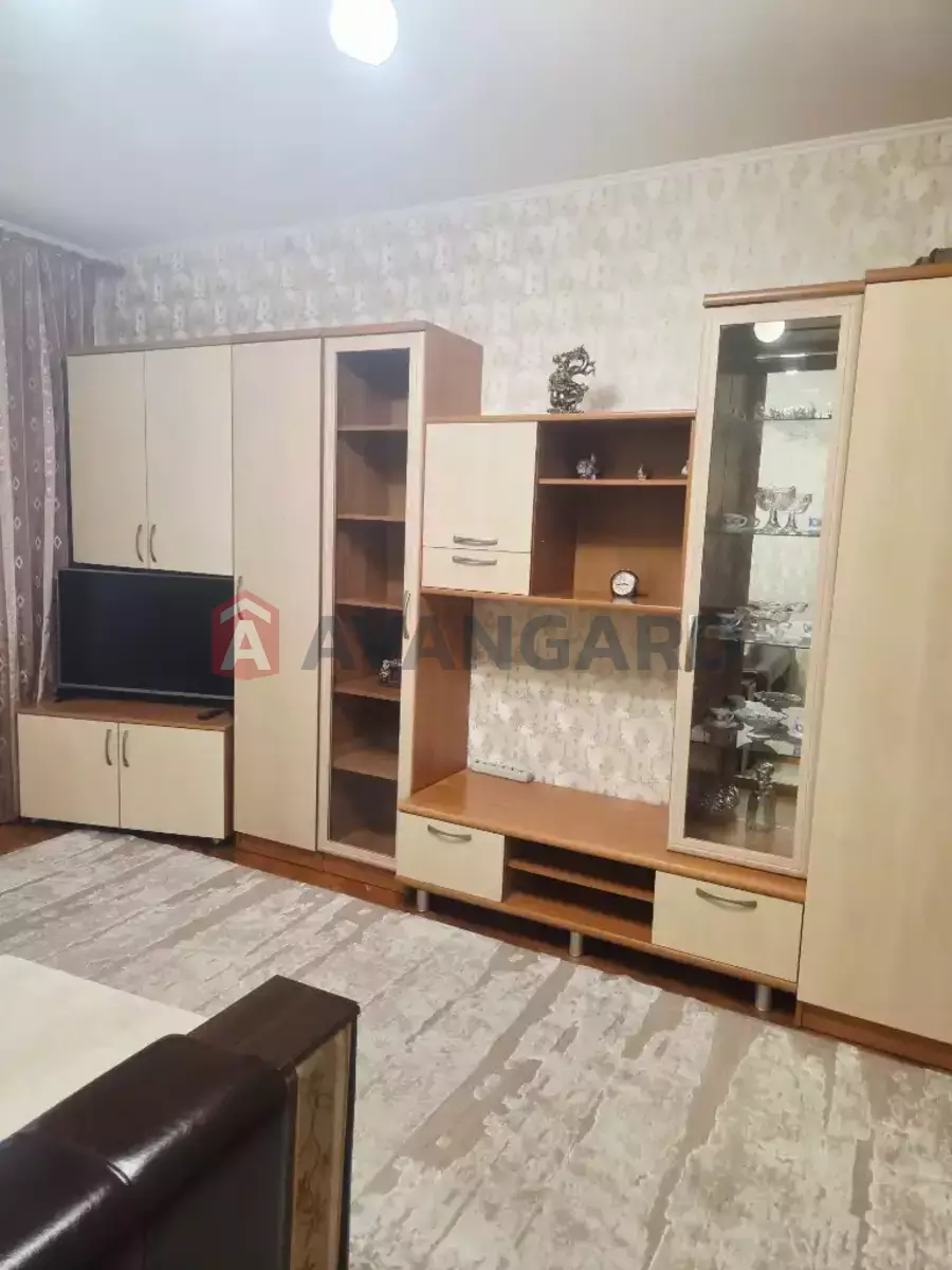 1 ��. ��������, 52/20/11 ��. �., 7/10 ������ ���� 2