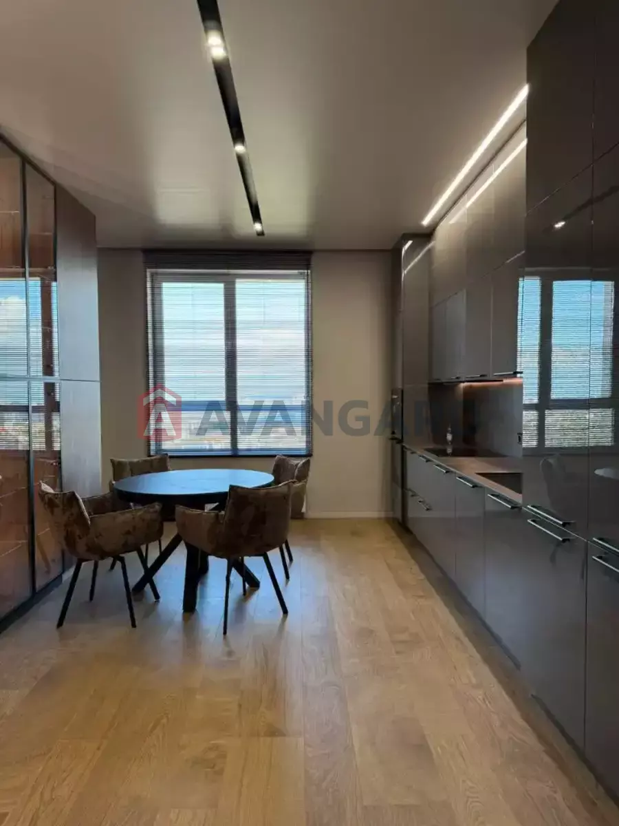 3 ����. ��������, 90/30/18 ��. �., 18/19 ���� ���� 16