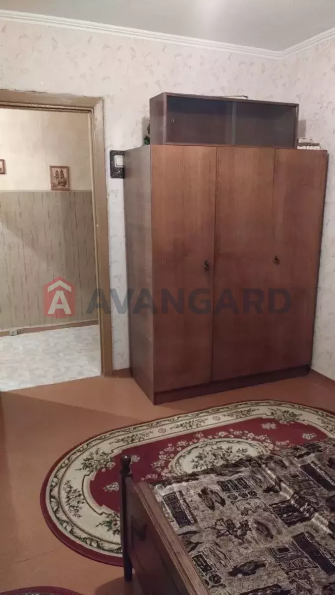 2 ��. ��������, 52/-/8 ��. �., 3/9 ������ ���� 9