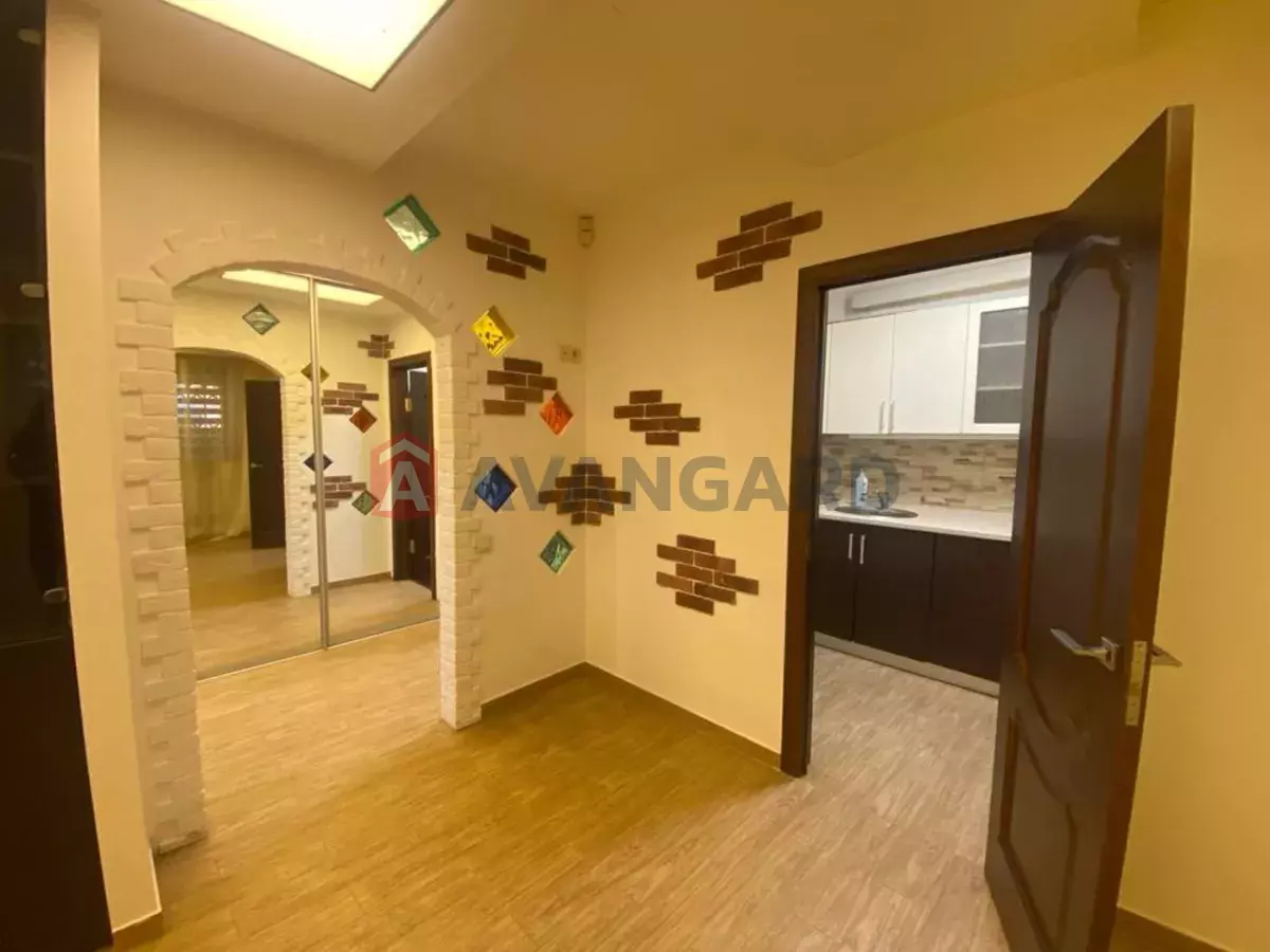 1 ��. ��������, 40/-/- ��. �., 1/5 ������ ���� 4