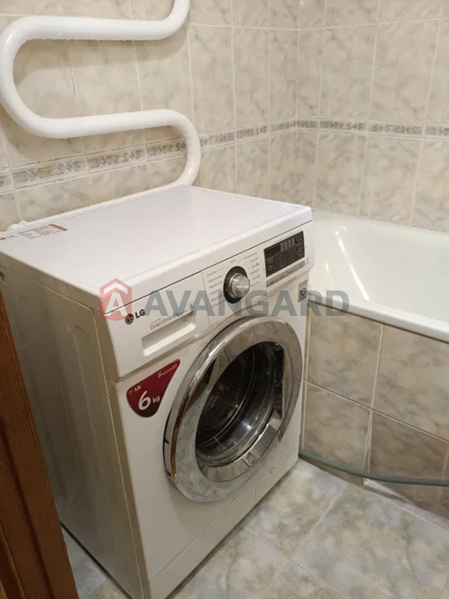 3 ��. ��������, 65/-/9 ��. �., 6/9 ������ ���� 9